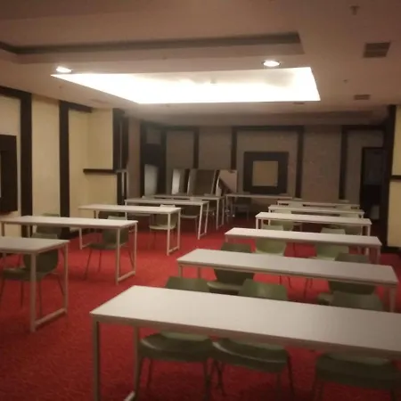 Hotel Maya World *