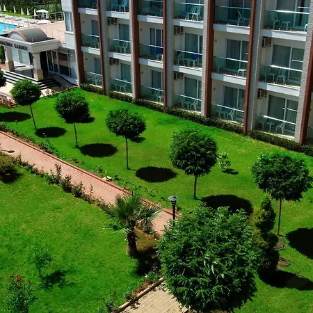 Maya World Hotel *